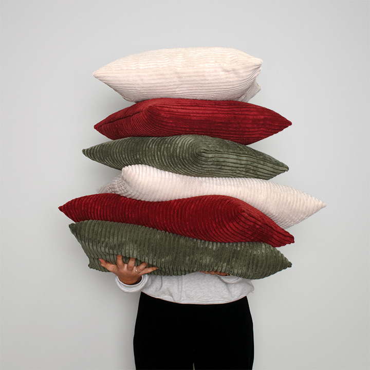 New Routz Ribcord kussen 40 x 60 cm. thumbnail hover image