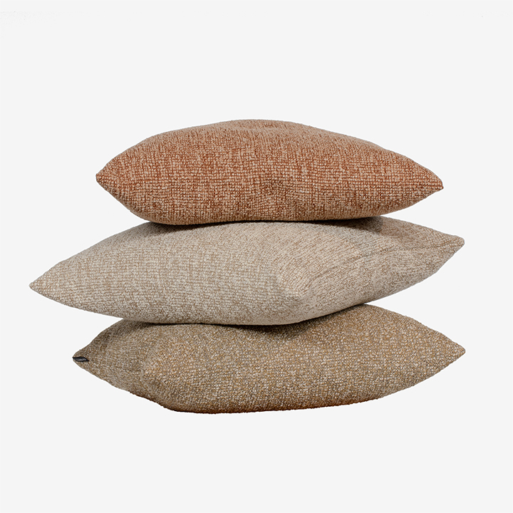 New Routz Lodge kussen 45 x 45 cm. thumbnail hover image