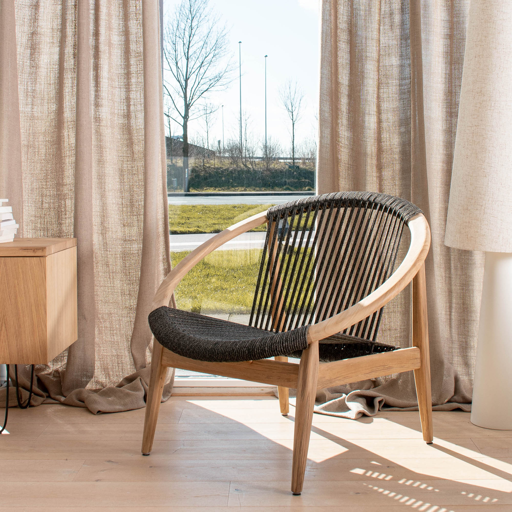 Frida lounge chair thumbnail hover image