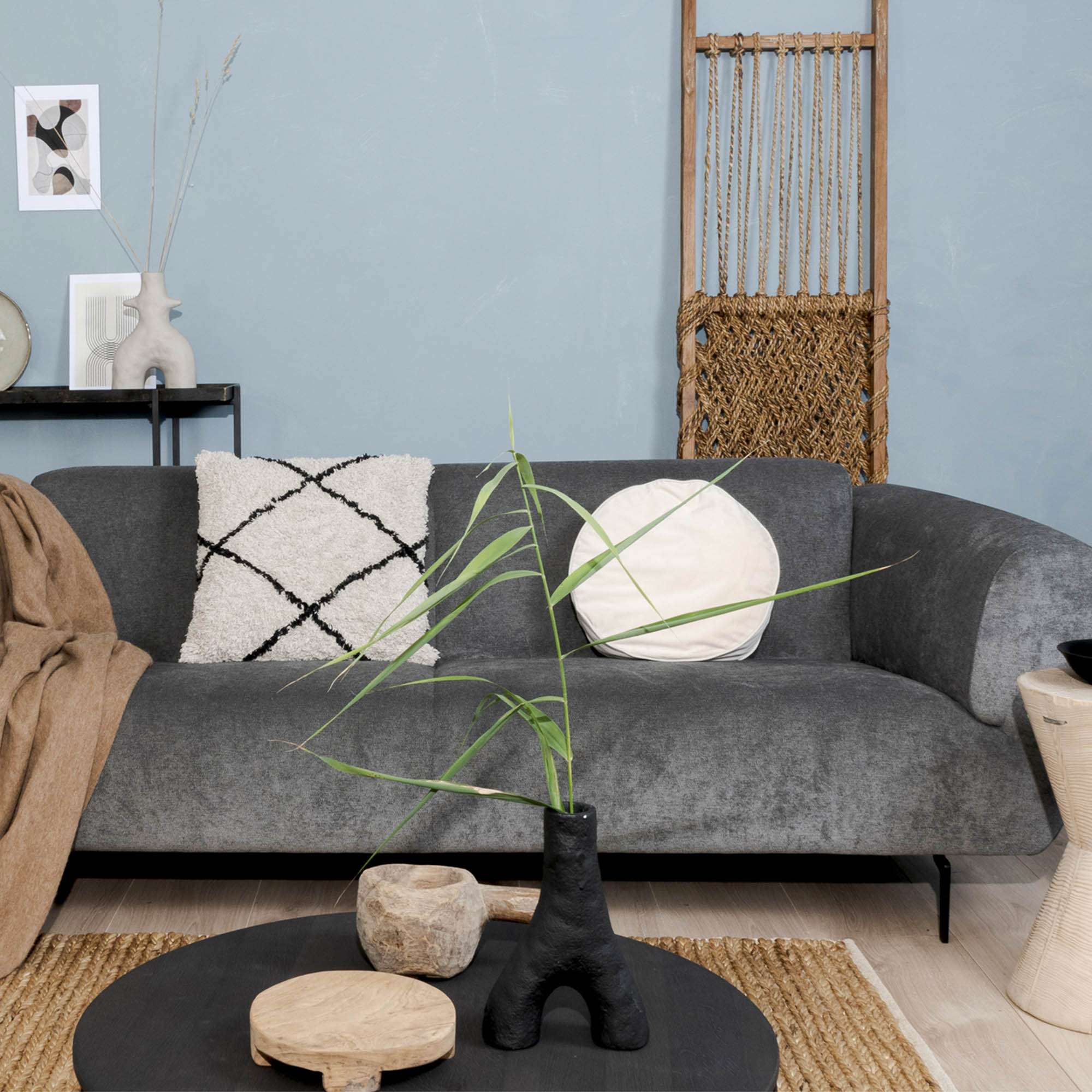 Bank Storm thumbnail hover image