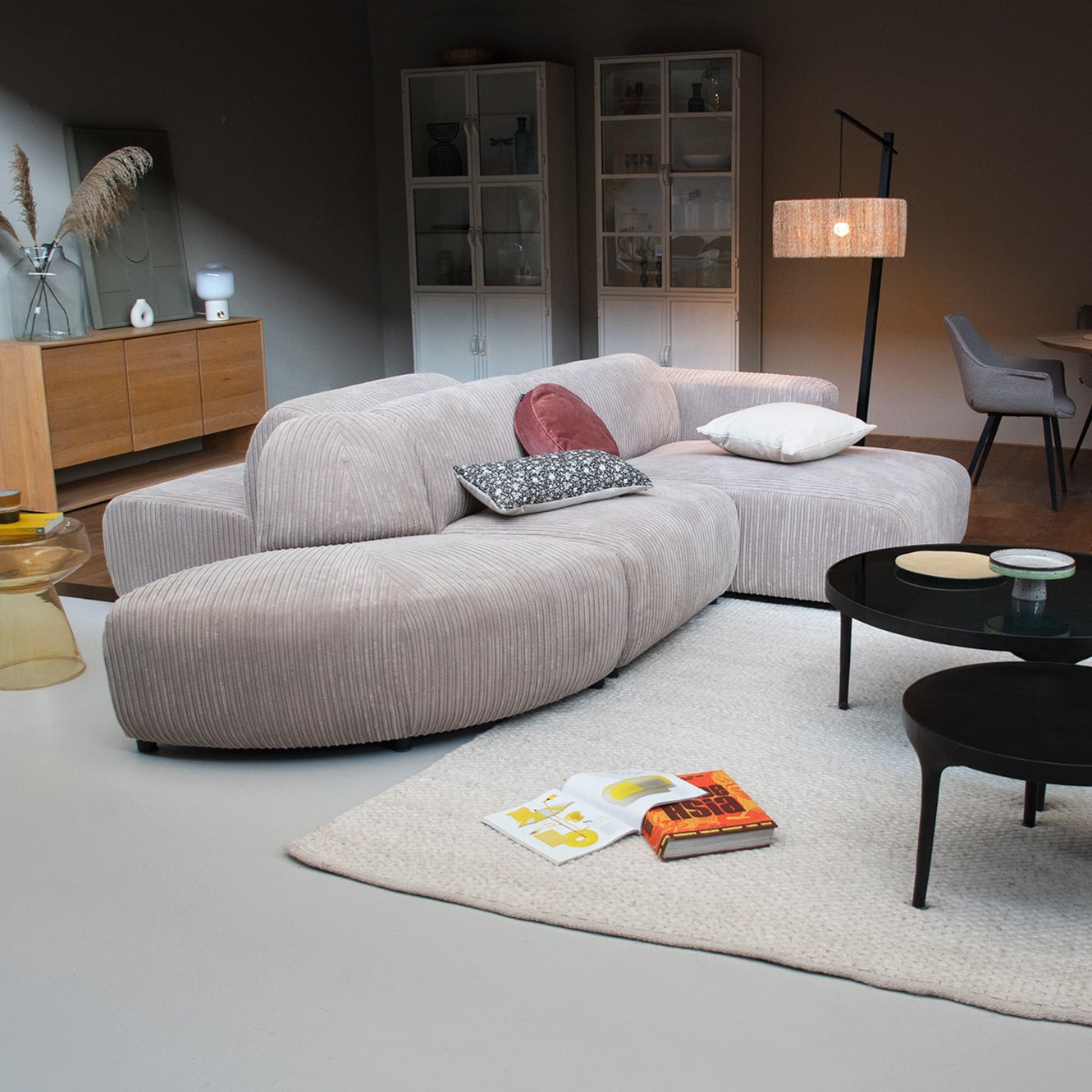 Bank Harper thumbnail hover image