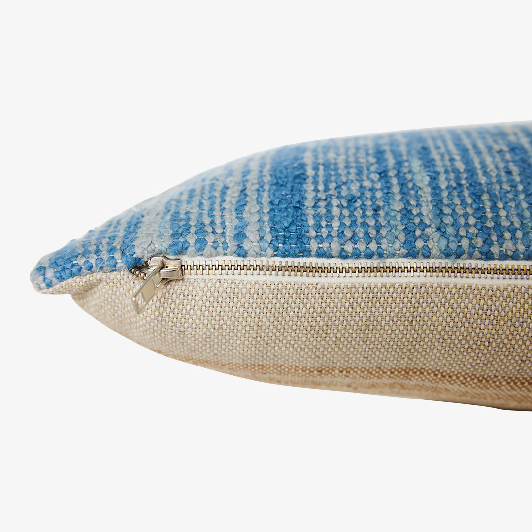 Geweven kussen Airy thumbnail hover image