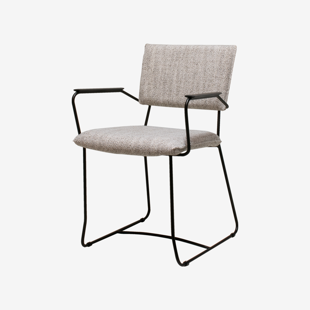 Eetkamerstoel Cleo met arm thumbnail hover image