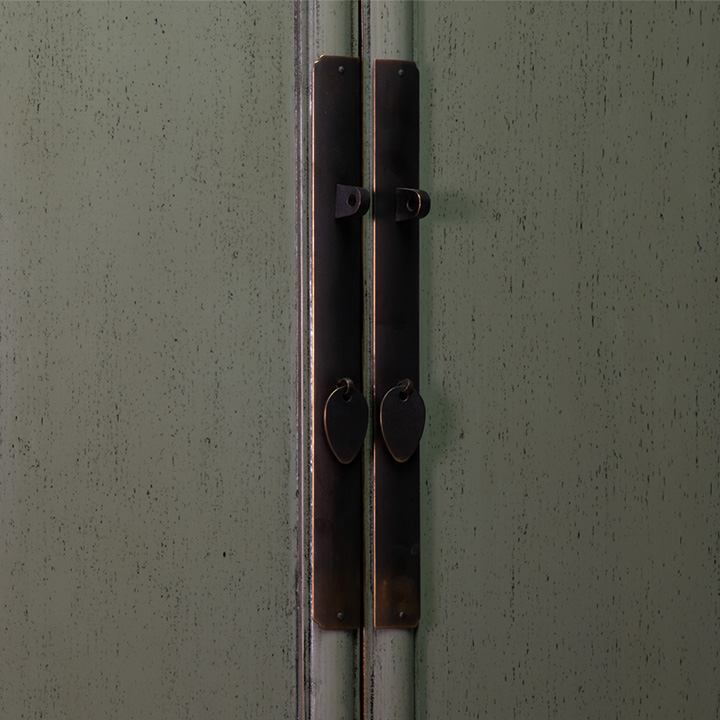 Kast Bayan thumbnail hover image