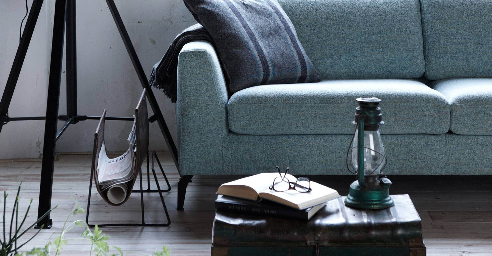 Rack magazine thumbnail hover image