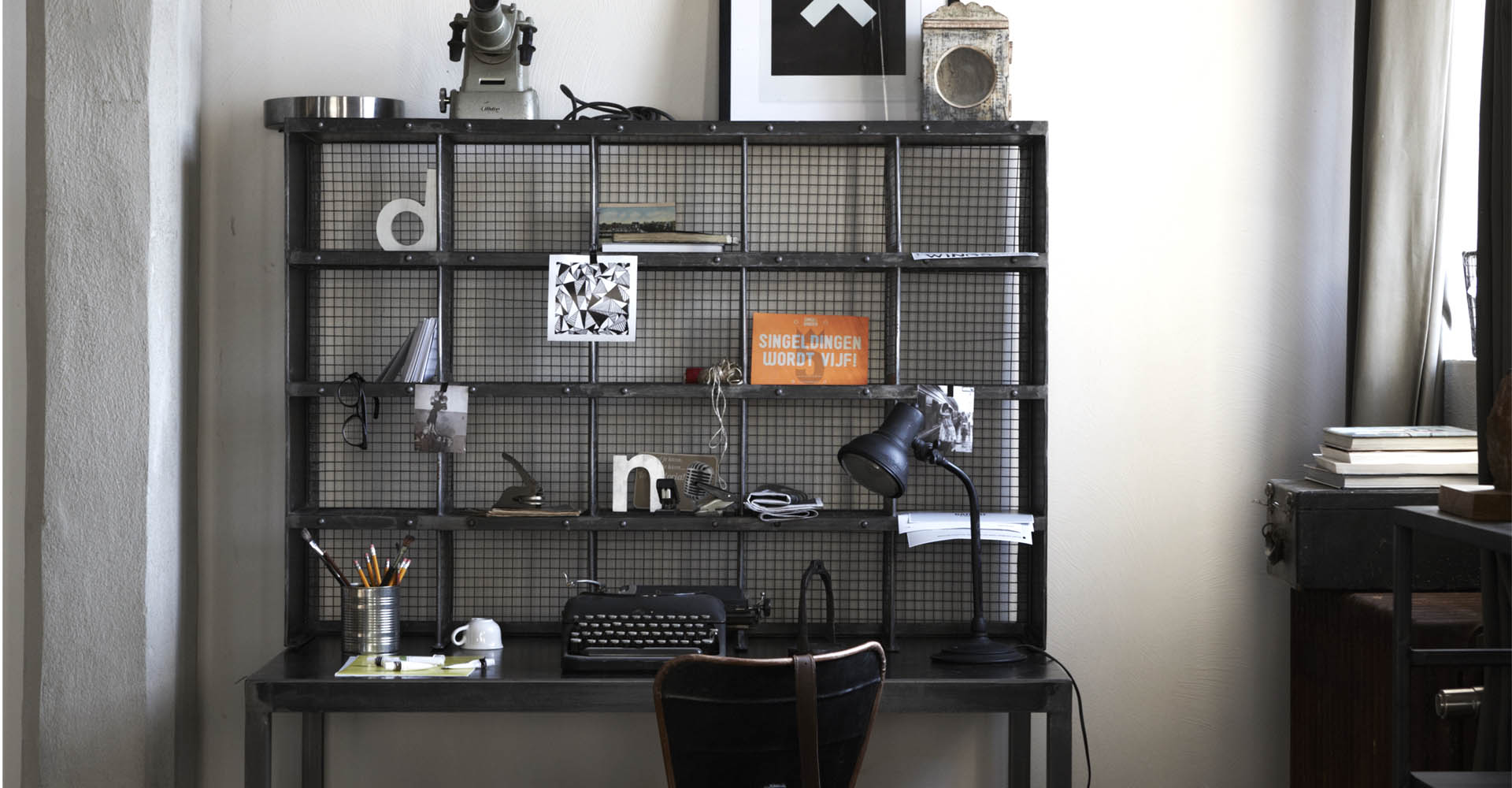 Bureau met opzet opzetkast Postoffice thumbnail hover image