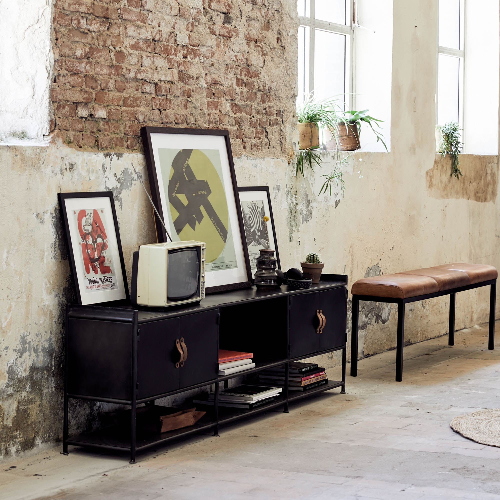 Tv Dressoir Ontario thumbnail hover image