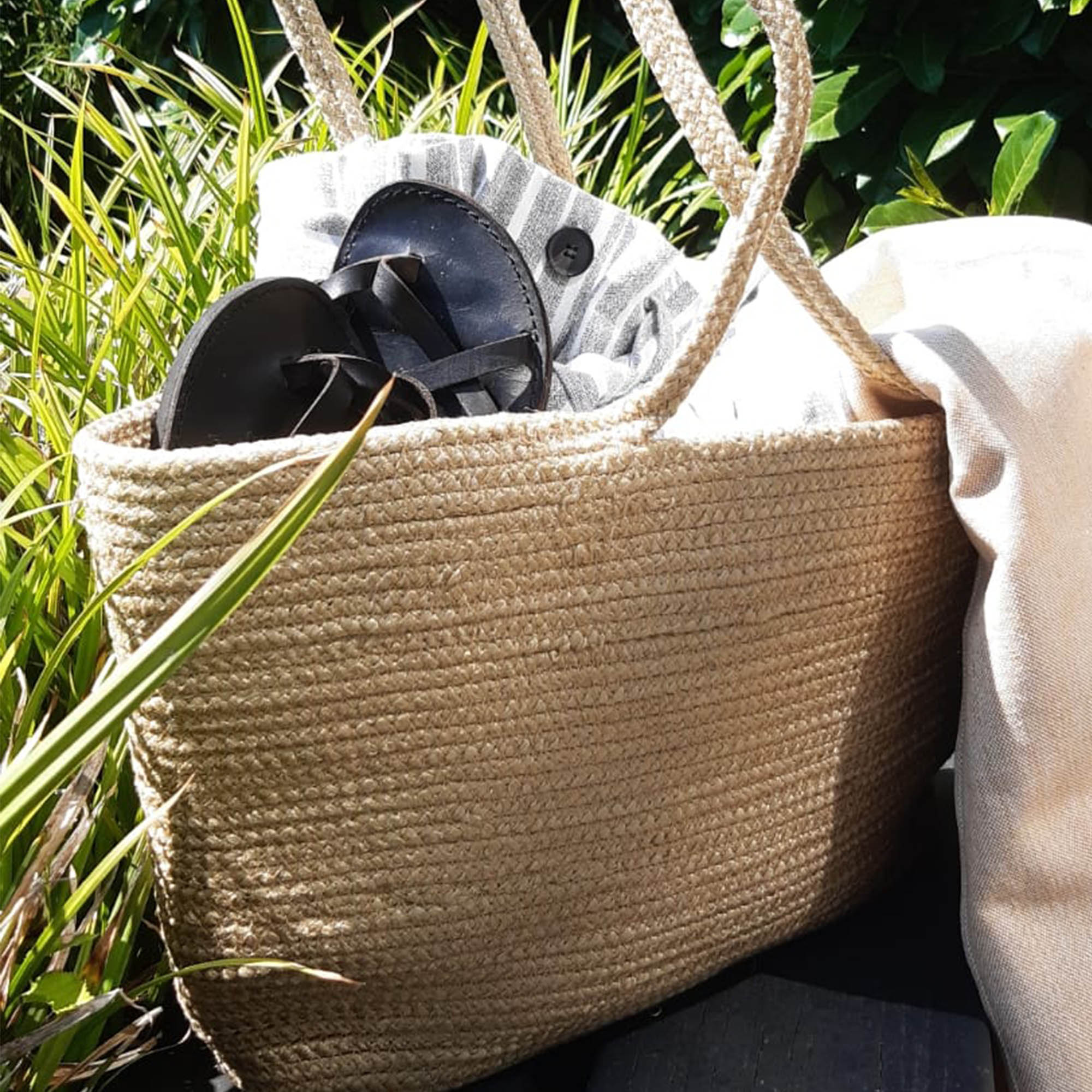 Bag jute beach natural thumbnail hover image