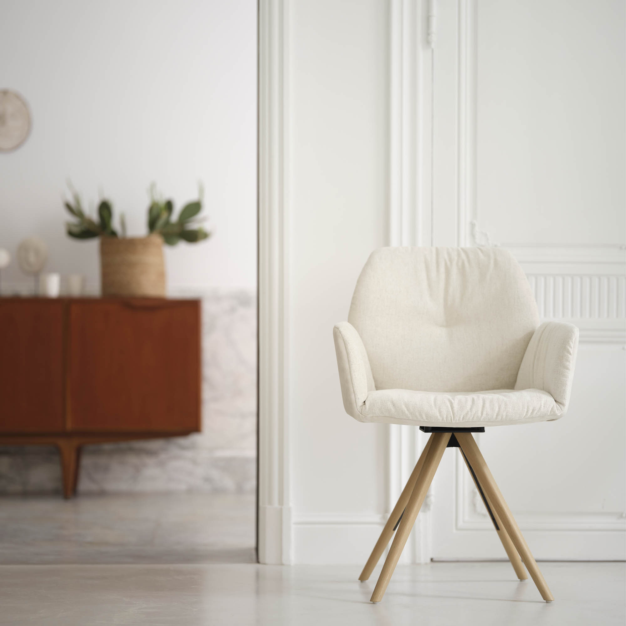 Eetkamerstoel Mood thumbnail image