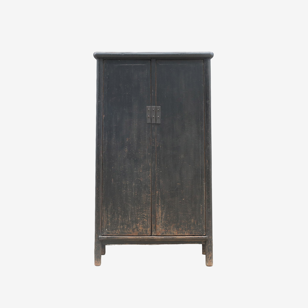 Oude bruidskast zwart thumbnail image