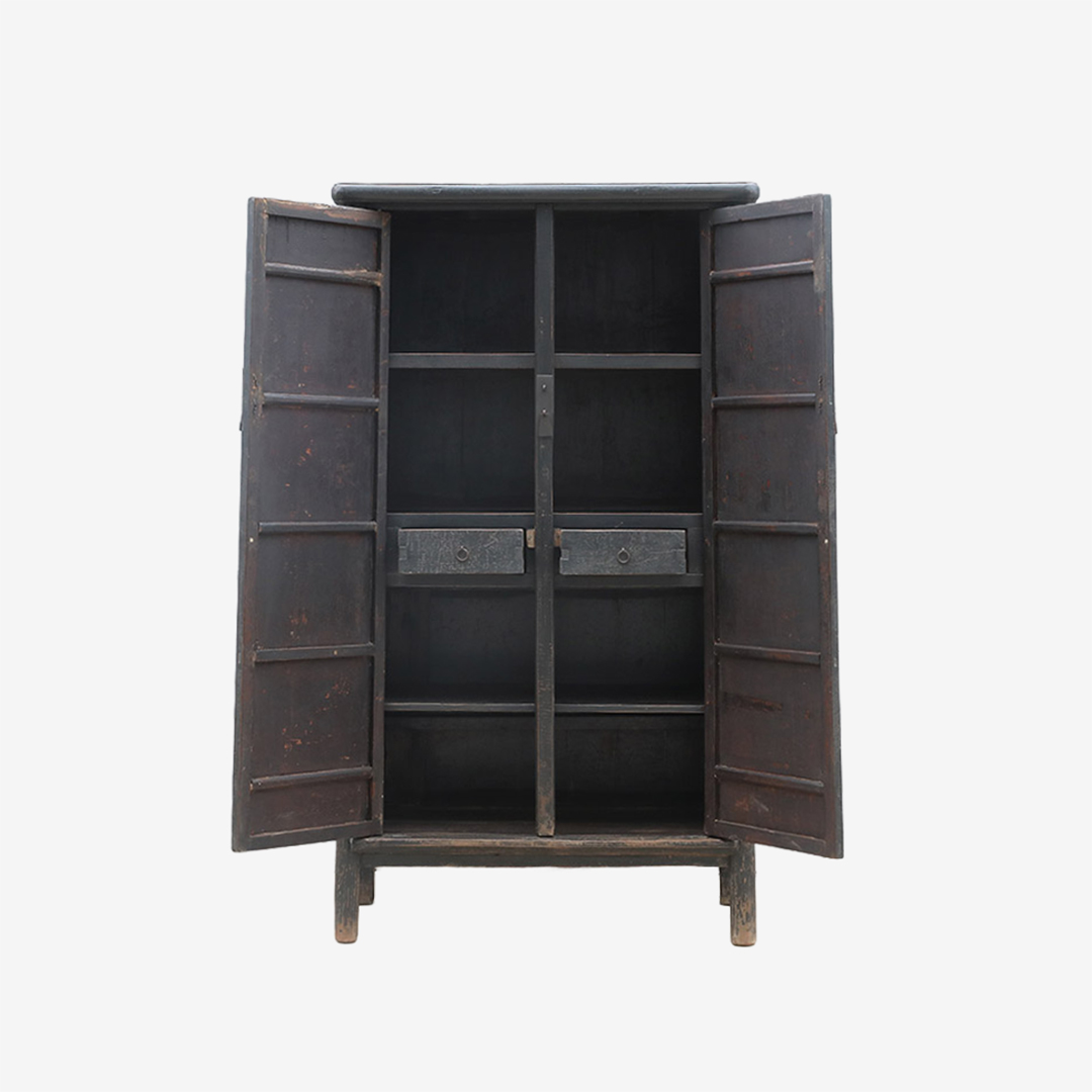 Oude bruidskast zwart thumbnail hover image